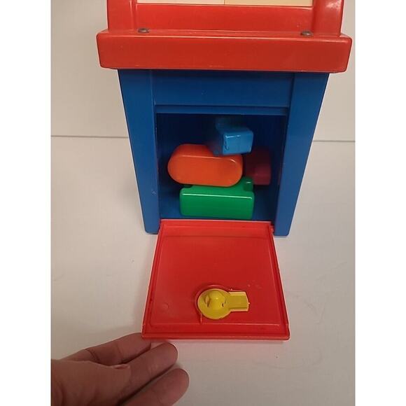 Vintage Playskool Mailbox Postal Station Shape Sorter Toy 4 Shapes - 1 Missing - Picture 14 of 15